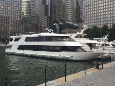 NJ Yacht 117 starb0ard dockside